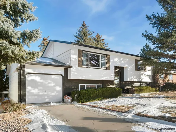 3315 Grove Dr, Cheyenne, WY 82001