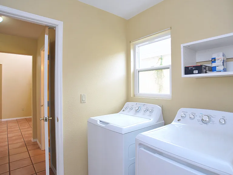8205 N Midnight Way — Photo 8