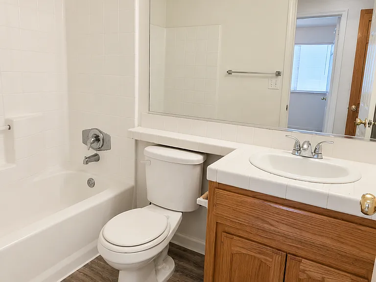 2356 N Brunswick Ave — Photo 6