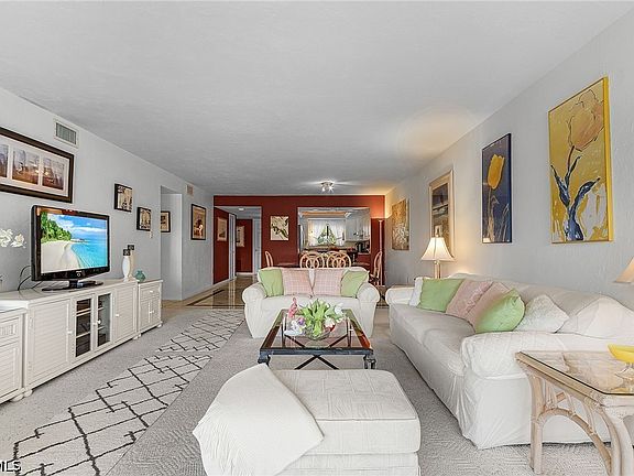 3rd image of 4821 S Landings Dr APT 205