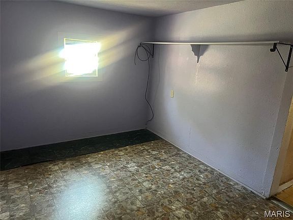 5th image of 506 Fleming St