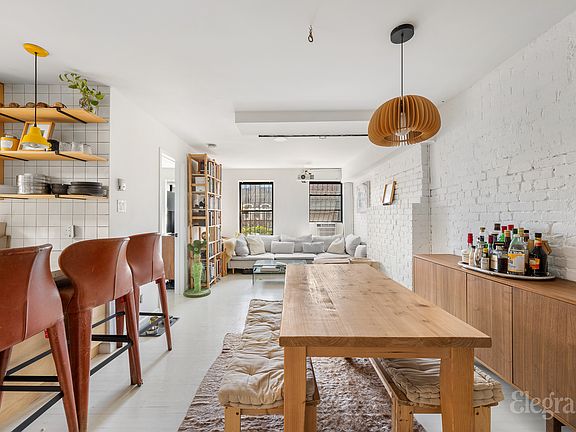 4th image of 118 Suffolk St APT 5B