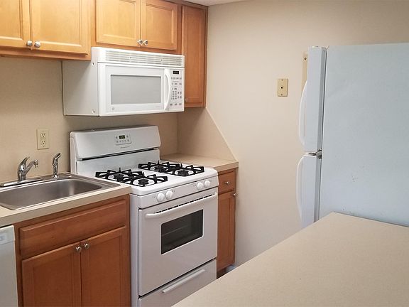 4th image of 1431 Missouri Ave