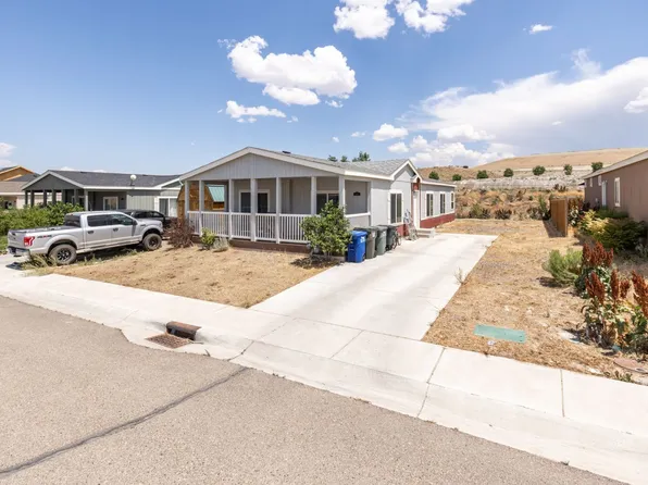 1529 Daisy Dr, Elko, NV 89801