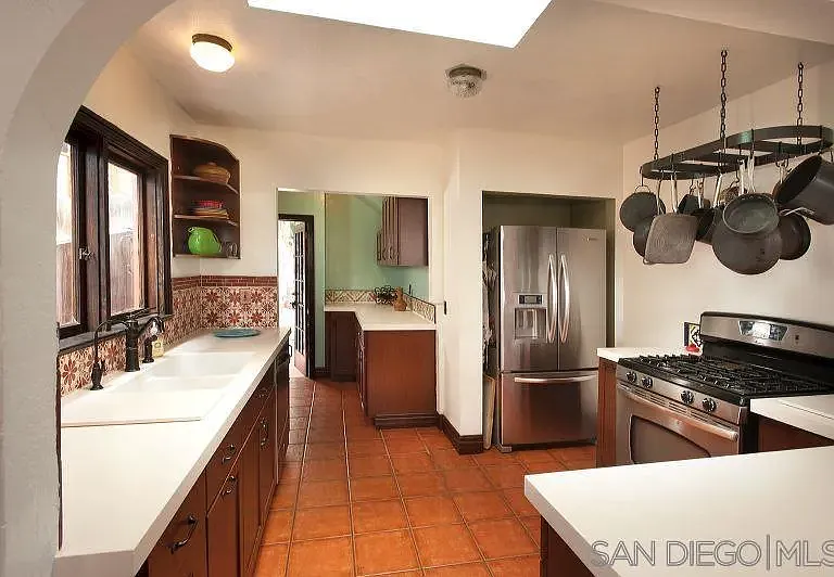 3625 Union St — Photo 7