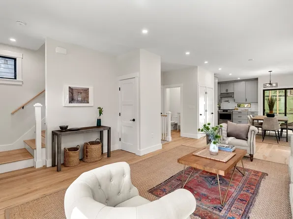 23 Reed St #1, Cambridge, MA 02140