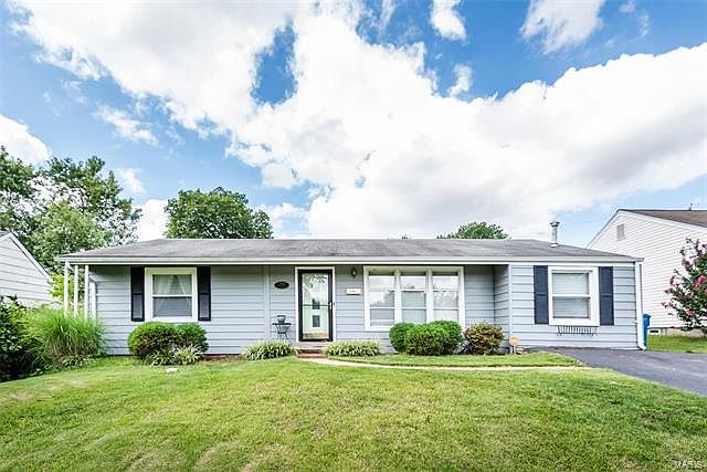 1st image of 7040 Circleview Dr
