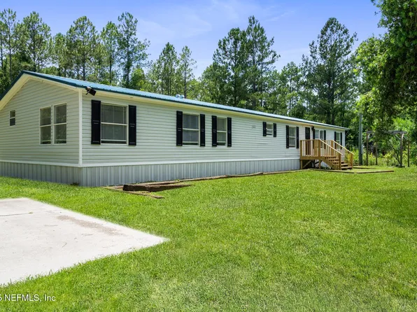 135 PINE CONE Trail, Palatka, FL 32177