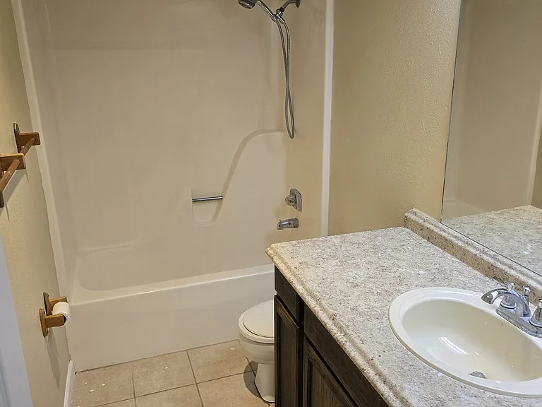 18 Bentree Ln #403 — Photo 46