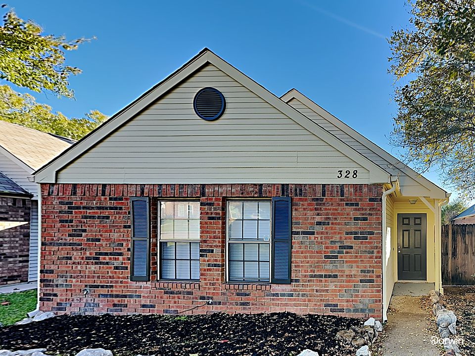 1st image of 328 Teakwood Ln