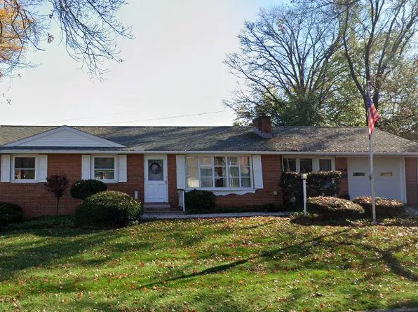 204 Adam Dr, Lebanon, PA 17042