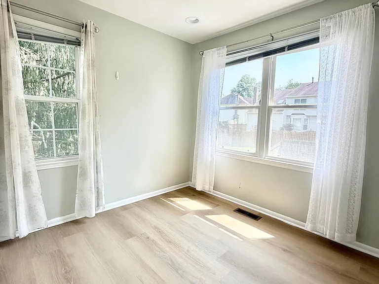 13767 Marsden Ct — Photo 11