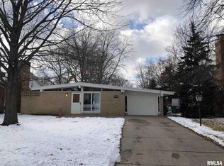 821 N Cortland Ave, West Peoria, IL 61604