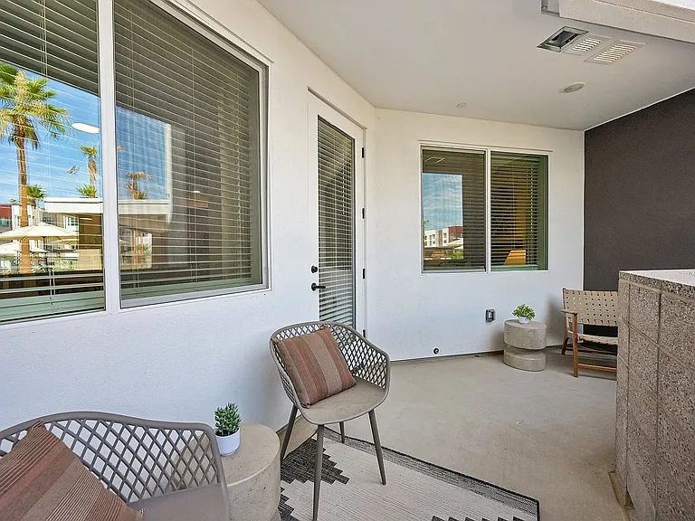 Patio/Balcony