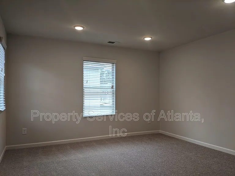 7594 Rudder Cir — Photo 13