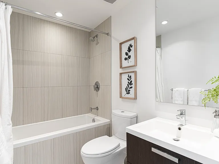 488 W 41st Ave — Photo 12
