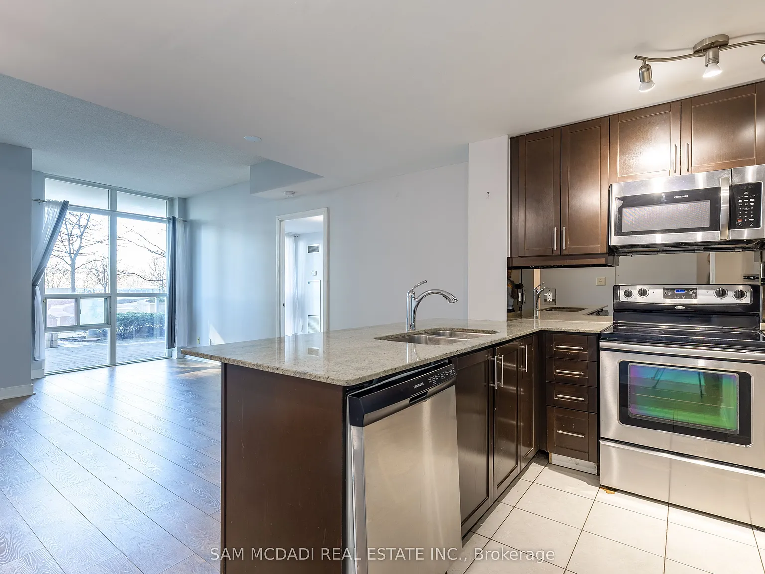 2 bed, $3,000 — Photo 3