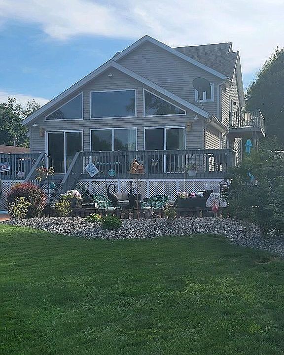 1st image of 35679 W Island Dr