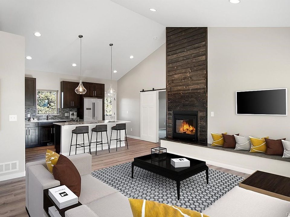 Great Room looking into kitchen.  VIRTUAL Staging