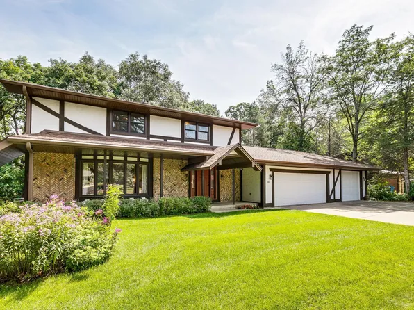 3418 Rum River Dr, Anoka, MN 55303