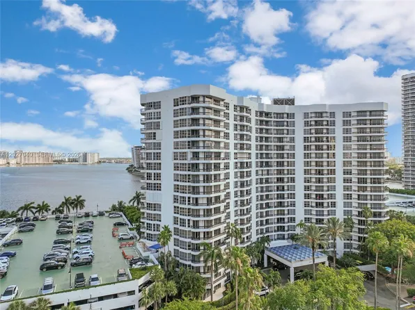3600 Mystic Pointe Dr APT 812, Aventura, FL 33180