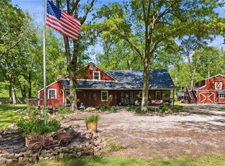 842 Kendall Rd, Peculiar, MO 64078