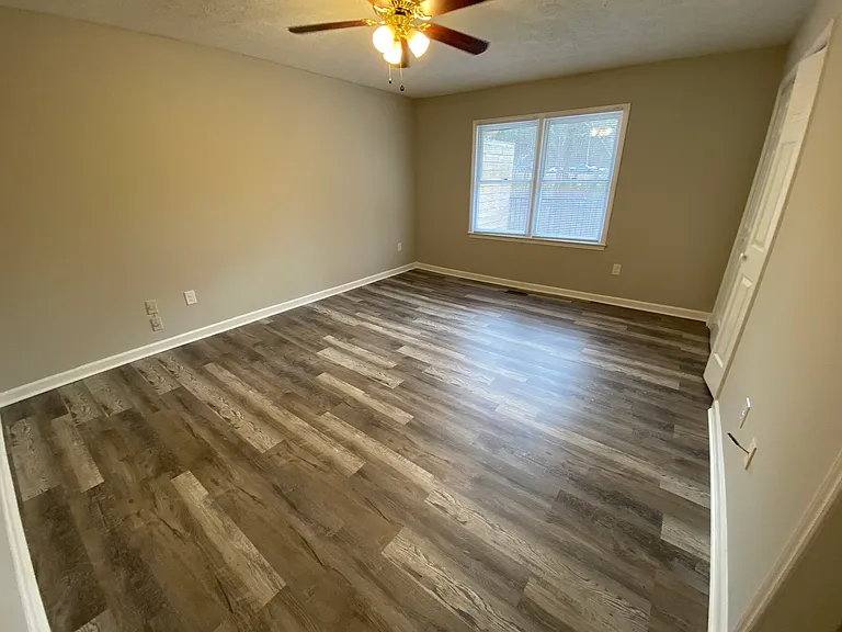 595 Macon Hwy #10 — Photo 8