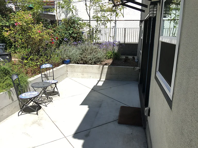 1831 Woolsey St #A — Photo 14