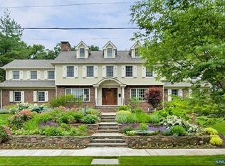 430 Mountain Ave, Ridgewood, NJ 07450