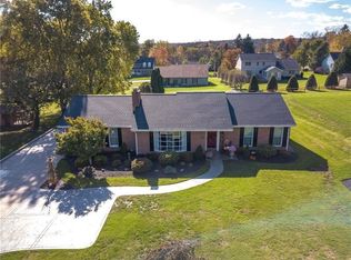 19 Darlington Rd, Beaver Falls, PA 15010