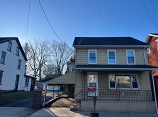 43 N Reamstown Rd, Stevens, PA 17578