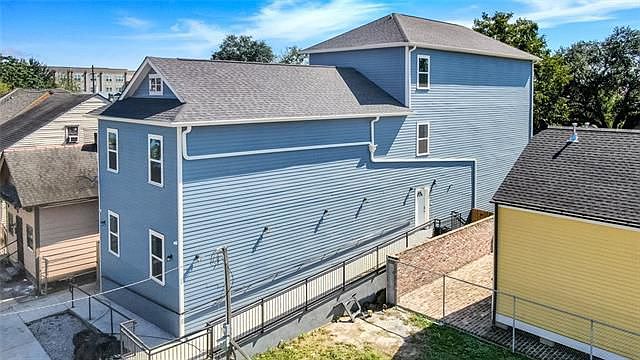 1st image of 1716 Marais St #3A