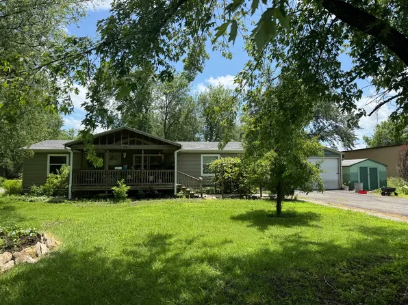 113 E 4th St, Hepler, KS 66746