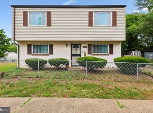 605 Hedgeleaf Ave, Capitol Heights, MD 20743