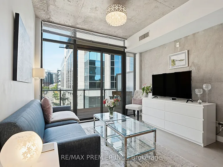 25 Stafford St #407 — Photo 31