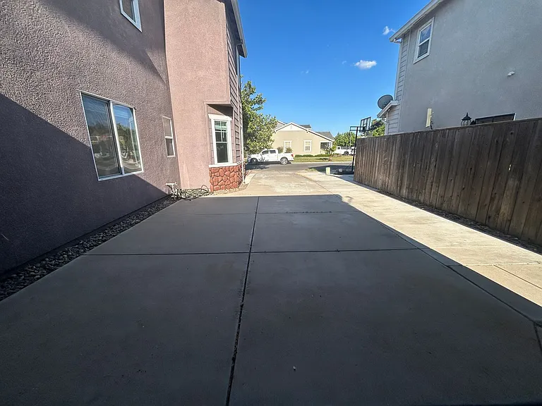 3293 Dewar Ln — Photo 25