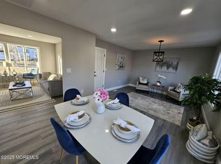 909 New Jersey Ave, Toms River, NJ 08753