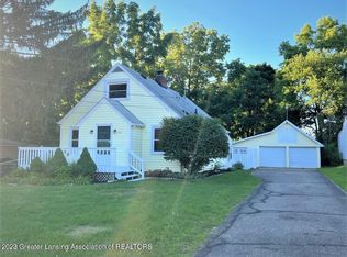 306 W Madison St, Dewitt, MI 48820