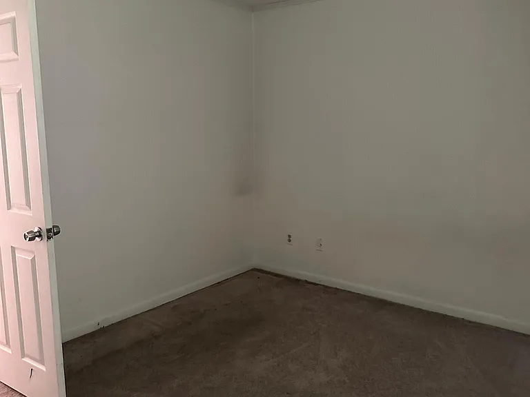 5541 Downing St — Photo 13