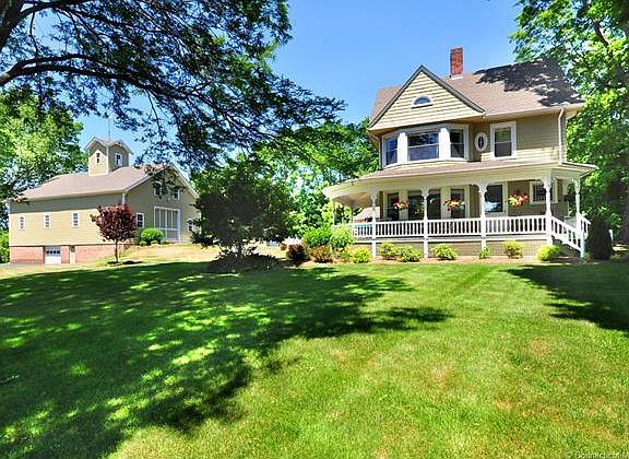 Welcome to 385 River Street...