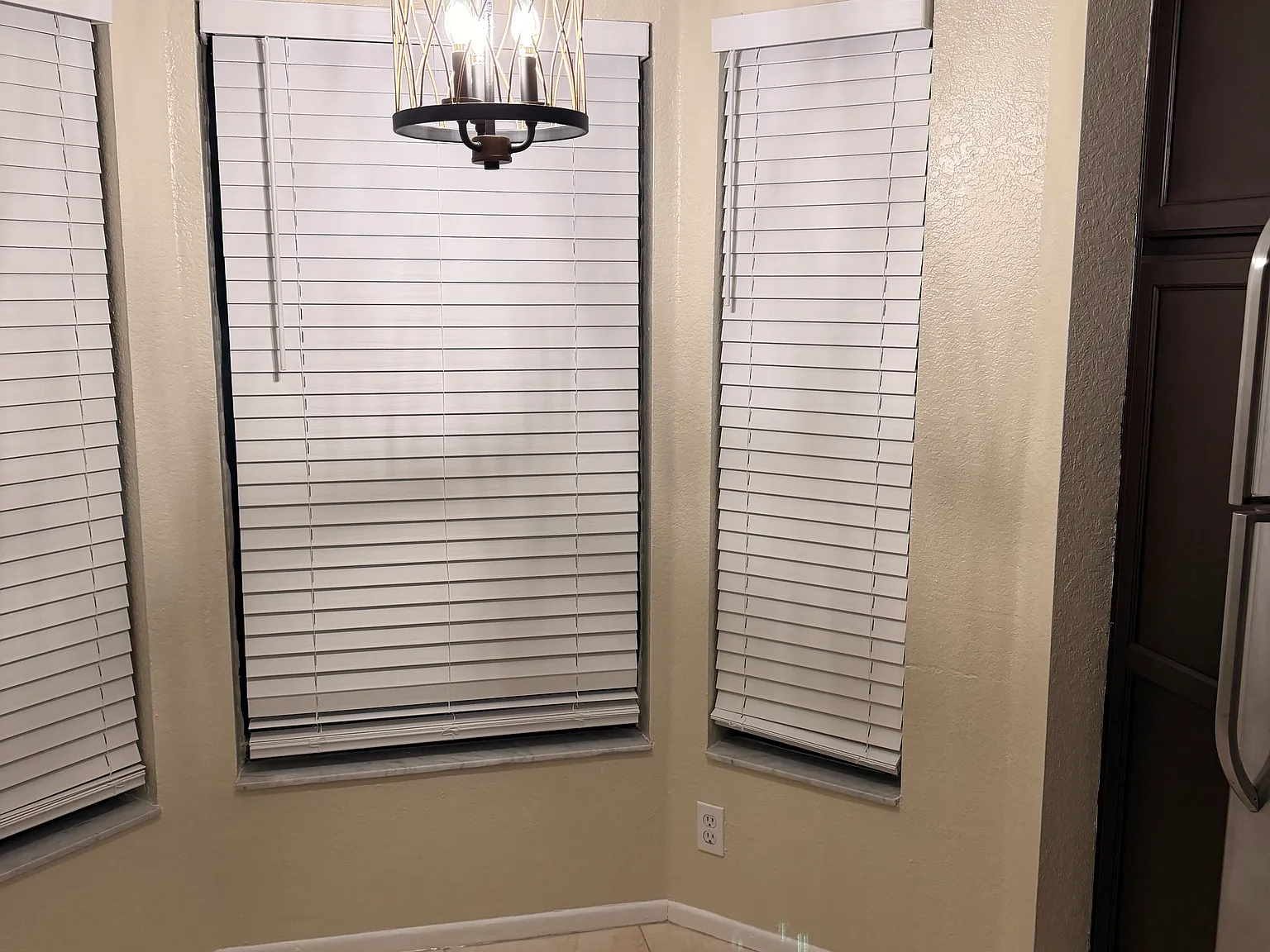 3 bed, 1200 sqft, $2,200 — Photo 4