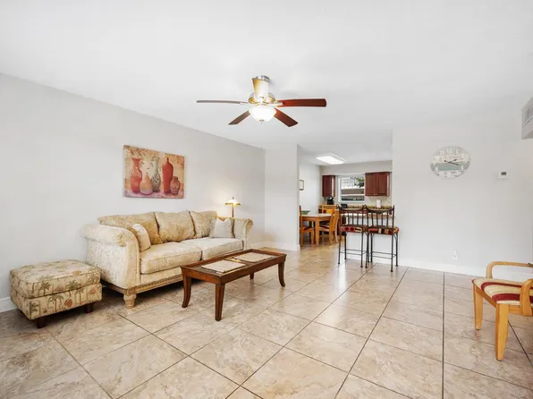 801 Hummingbird Way, North Palm Beach, FL