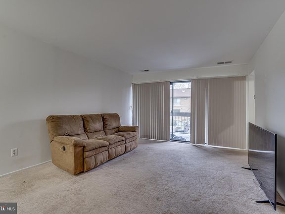 4th image of 515 Florida Ave APT 185
