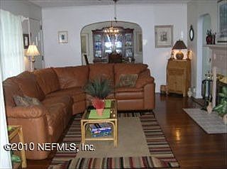 3rd image of 1741 Orlando Cir N