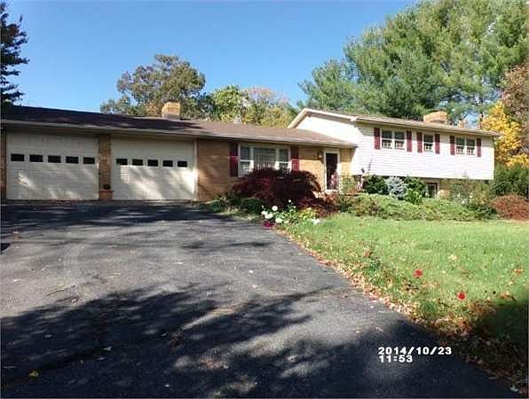 2nd image of 2607 Mount Torrey Rd