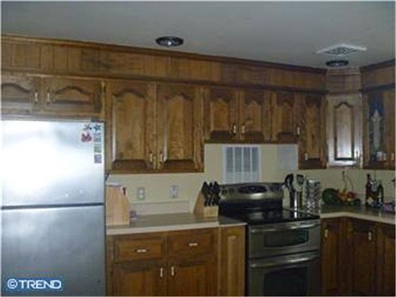 2nd image of 565 Bryton Ave