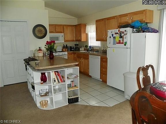 3rd image of 6516 Amelia Ave