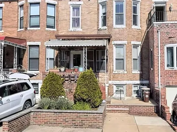 8744 15th Ave, Brooklyn, NY 11228