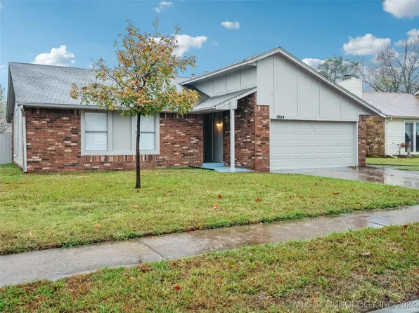 1804 N Aster Ave, Broken Arrow, OK 74012