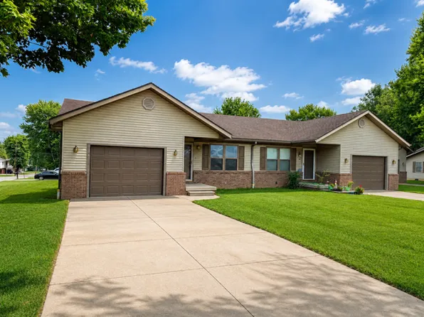 410 Donna Ln #410, Washington, IN 47501
